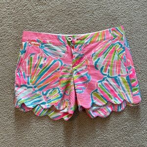 Lilly Pulitzer Buttercup Scalloped Shorts